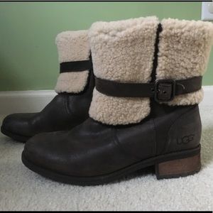 UGG Women’s Blayre ii Sheepskin Cuff Boots
